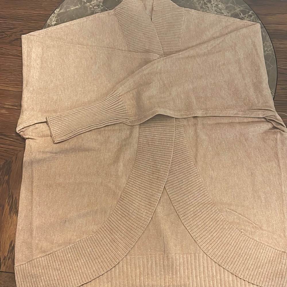 Peyton Primrose sweater